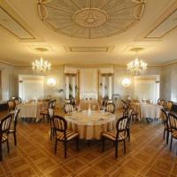 Hotel photos President